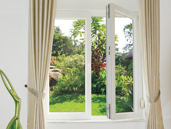 Sử dụng kính cường lực cửa sổ cho ngôi nhà đẹp hơn