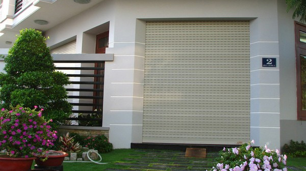 Giá cửa cuốn có đắt không? Cách tính giá cửa cuốn Thông Minh